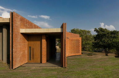 The Landscape Becomes a Tool for Learning at This School in India