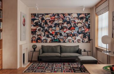 VAREY Gives a Victorian London Flat Gallery-Like Calm